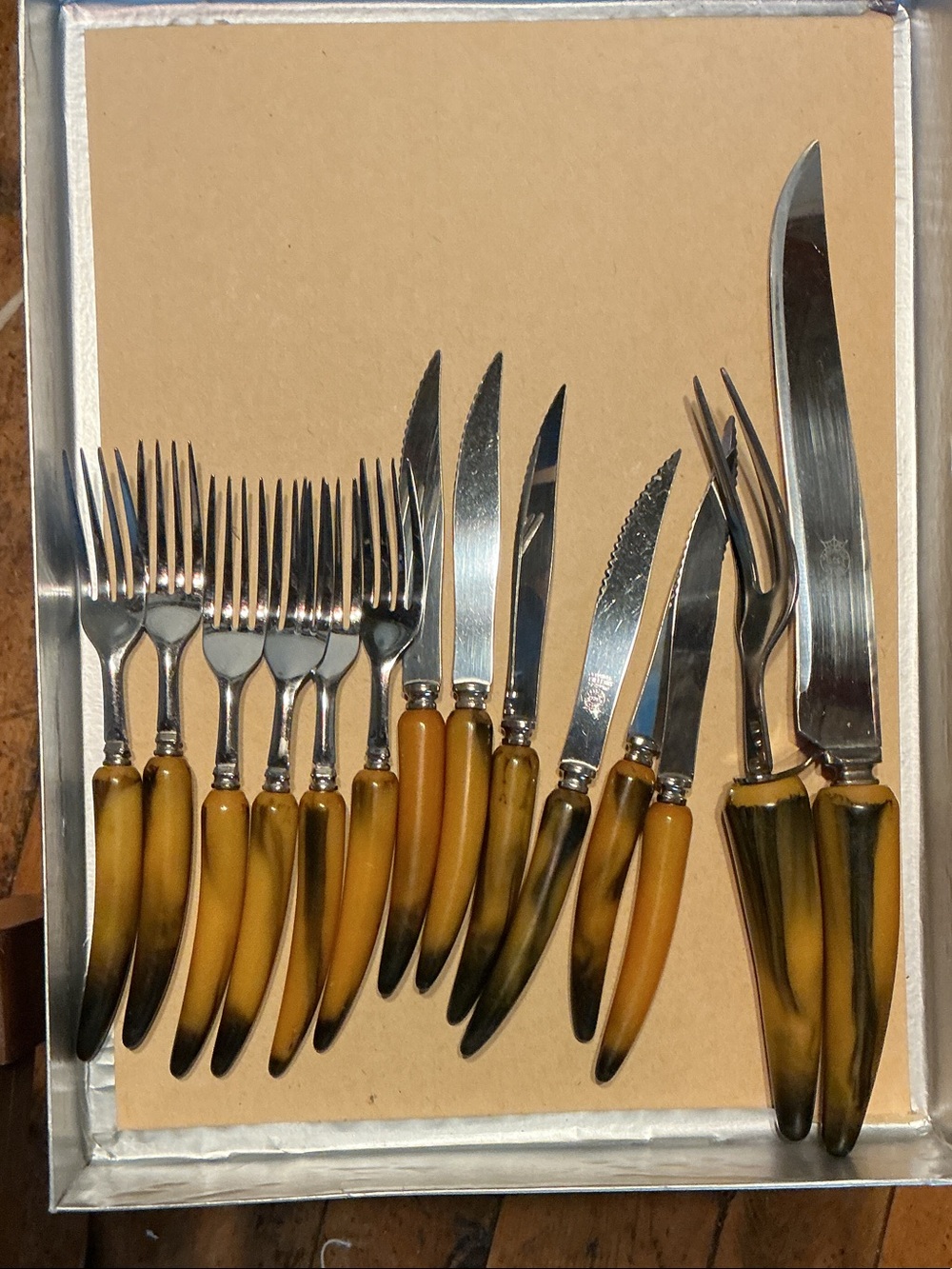 Vintage Amber Bakelite Stainless Steel Fork & Knife of 6) w/ Carving Steak Knife